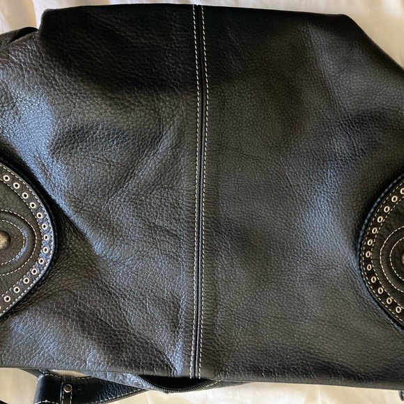 UIUIUEE Italian Leather Black Studded Shoulder Bag Made in Italy High Quality - Picture 5 of 8